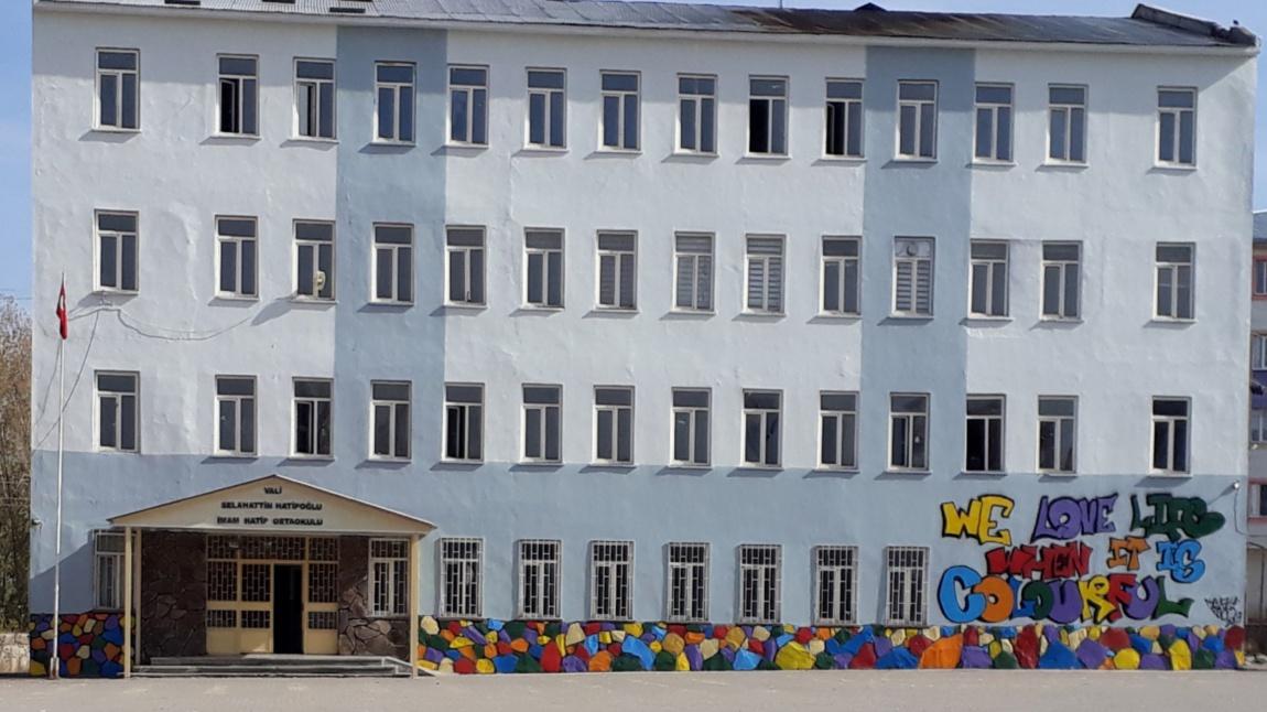 Vali Selahattin Hatipoğlu İmam Hatip Ortaokulu Fotoğrafı